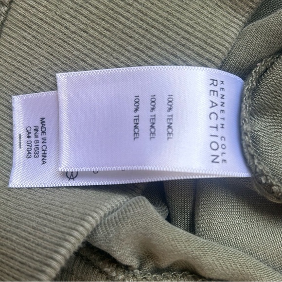 Kenneth Cole Reaction Lightweight Jacket. Green. Small. - Picture 4 of 4